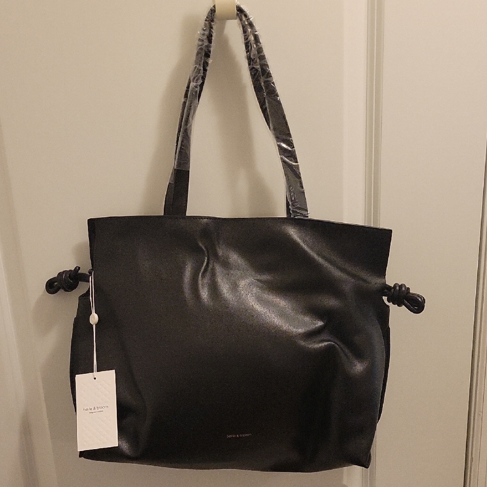 BELLE & BLOOM Sleek Black Tote Bag Purse